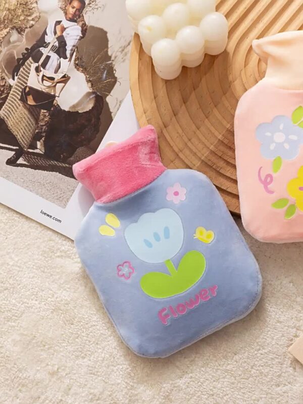 กระเป๋าน้ำร้อนลายดอกไม้ 500ml สีหวานน่ารัก วัสดุหนาพิเศษ ช่วยคลายหนาว บรรเทาปวด ปลอดภัย ใช้นาน
