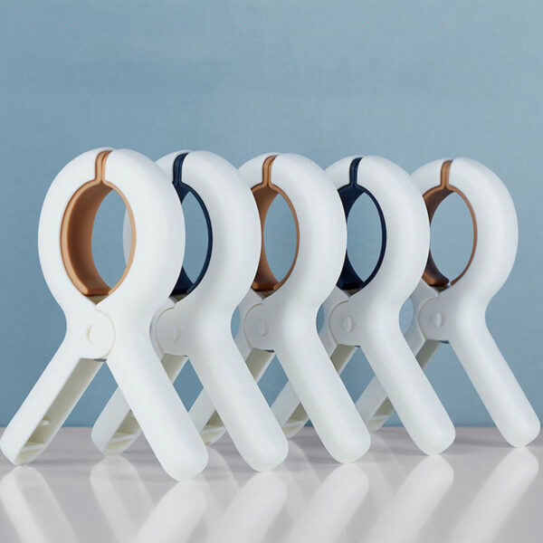 ที่หนีบผ้าตัวใหญ่ พลาสติกแข็งแรง กิ๊บหนีบผ้าแรงหนีบสูง กันลม ใช้กับผ้าห่ม ผ้านวม ผ้าปูที่นอน