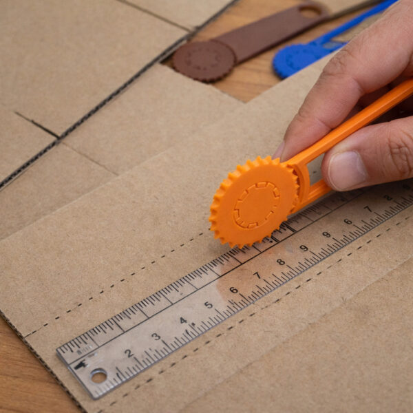 ที่กดรอยพับกระดาษลูกฟูก อุปกรณ์ทำกล่องแพ็คสินค้า DIY ใช้สะดวก ช่วยให้พับคมสวย งานเรียบร้อย