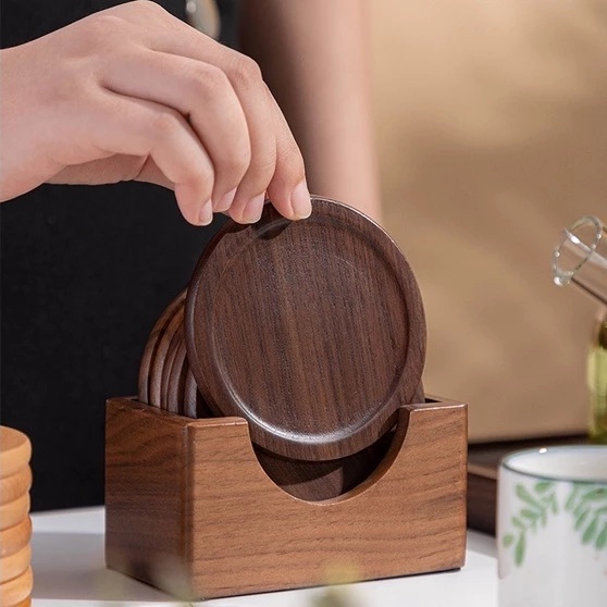 แผ่นรองแก้วไม้วอลนัทสไตล์มินิมอล ทรงกลม กันความร้อน เหมาะสำหรับการใช้งานในบ้านและร้านกาแฟ